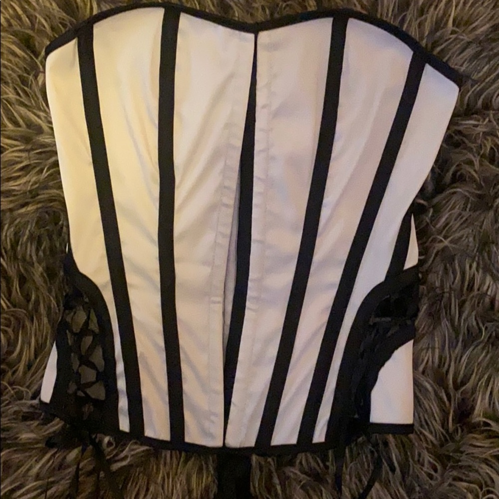 Bustier